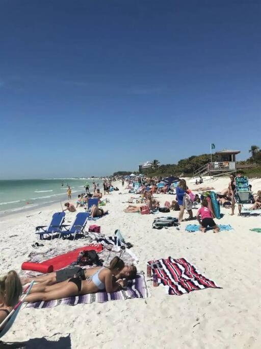 Charming Studio Unit Across From Lido Key Beach Sarasota Exteriér fotografie